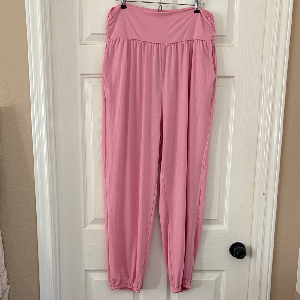 Women's Pink Light Weight sweat pants or sleep pants. Size 2XL. LOCOOWAI